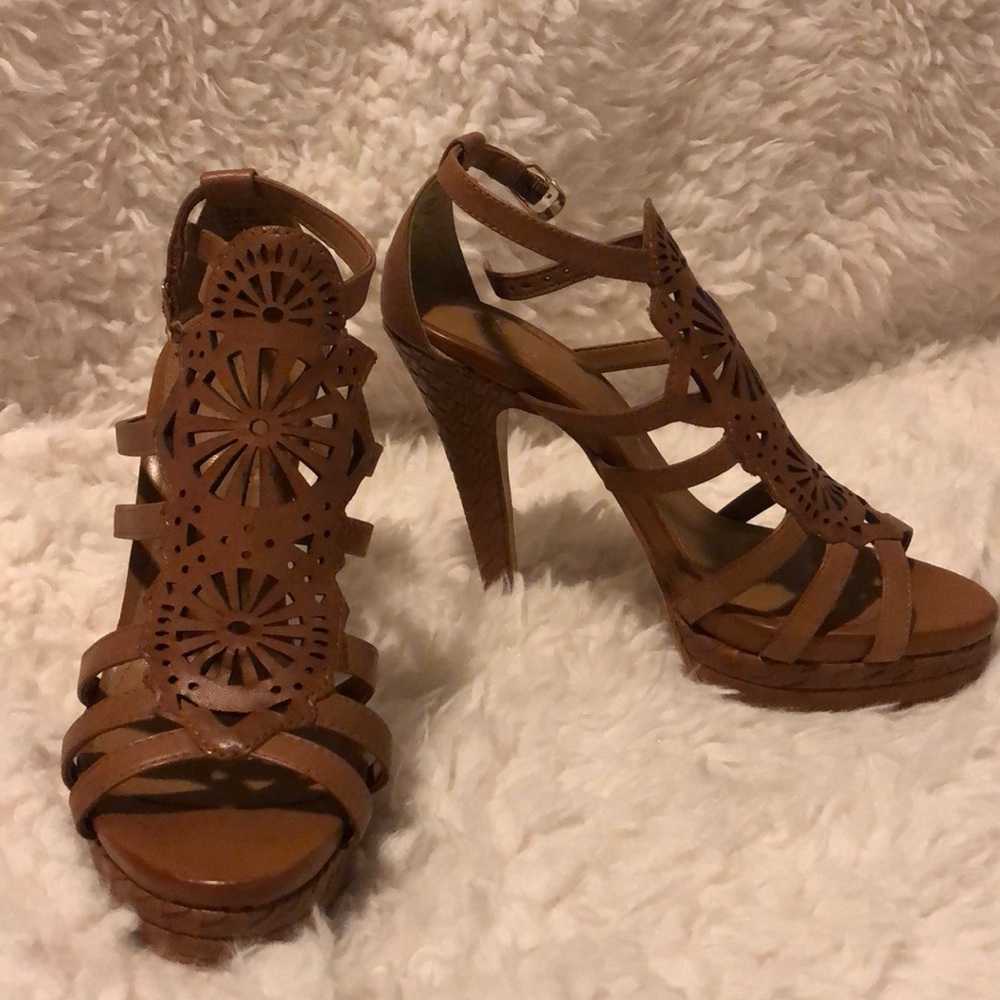 Tan heels
